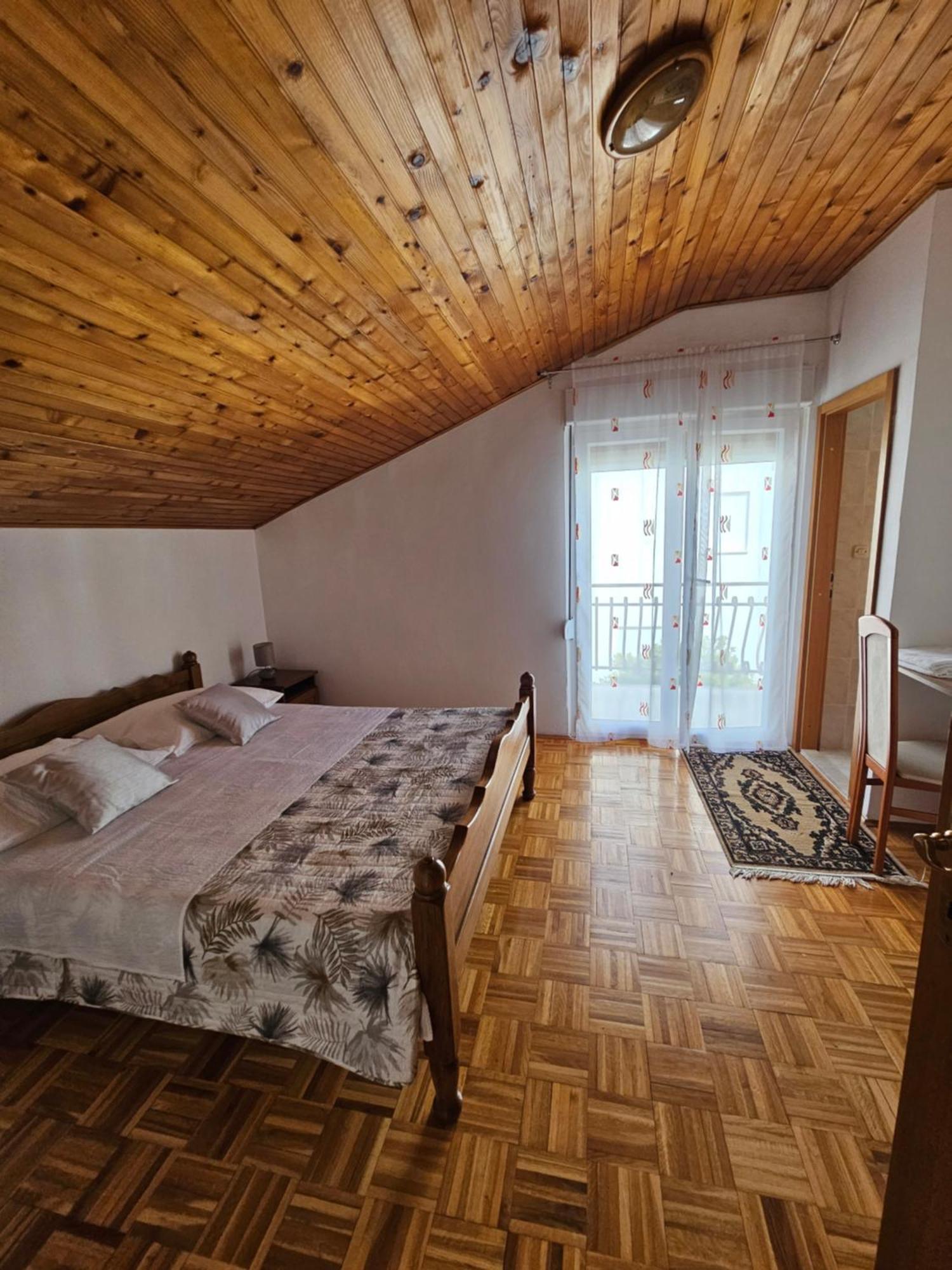 Apartment Slavka Трогир Екстериор снимка