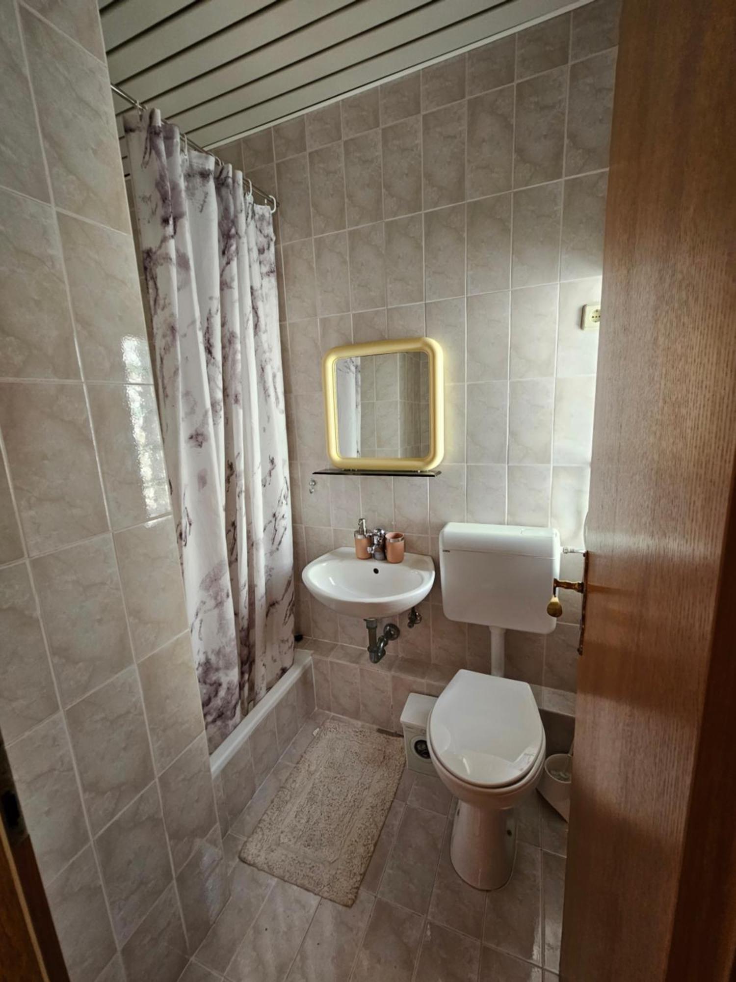 Apartment Slavka Трогир Екстериор снимка